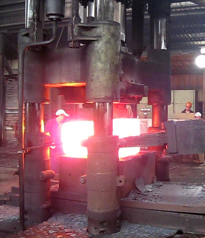 1250 ton Hot forging hydraulic free forging press forging video