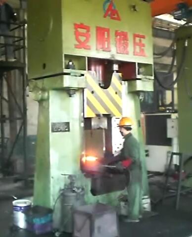 31.5KJ CNC closed die forging hammer exported to Vietnam