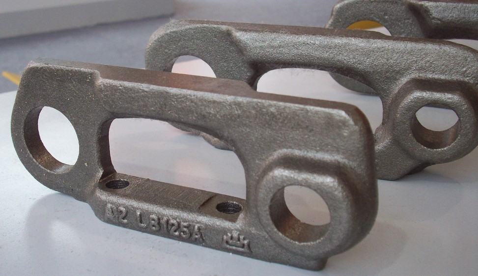Auto parts forged by CNC Double effect forging hammer