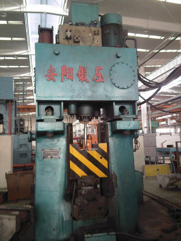 16KJ Programmable hydraulic forging hammerin China