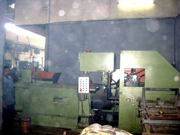 Y83-160 metal scrap press recycle cast iron scrap in India