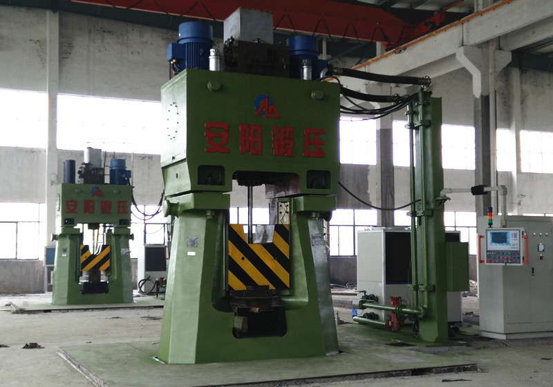 31.5kj and 50kj CNC Hydraulic  closed die forging hammer in China