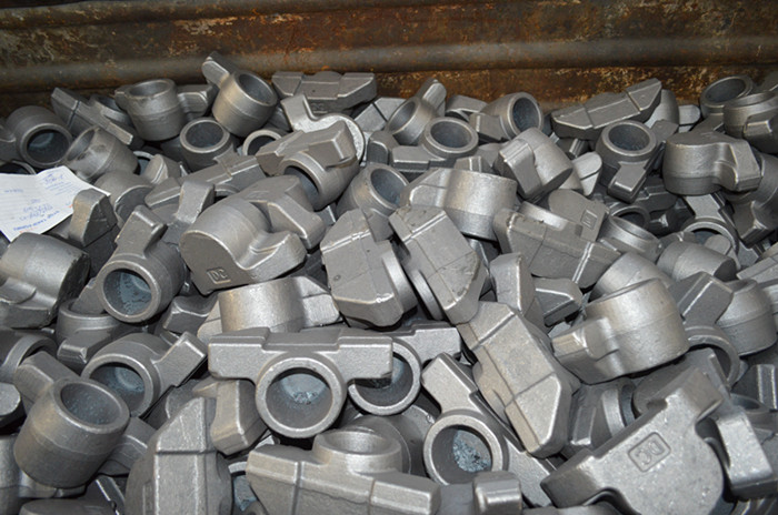 Close die forged parts by hydraulic close die forging hammer